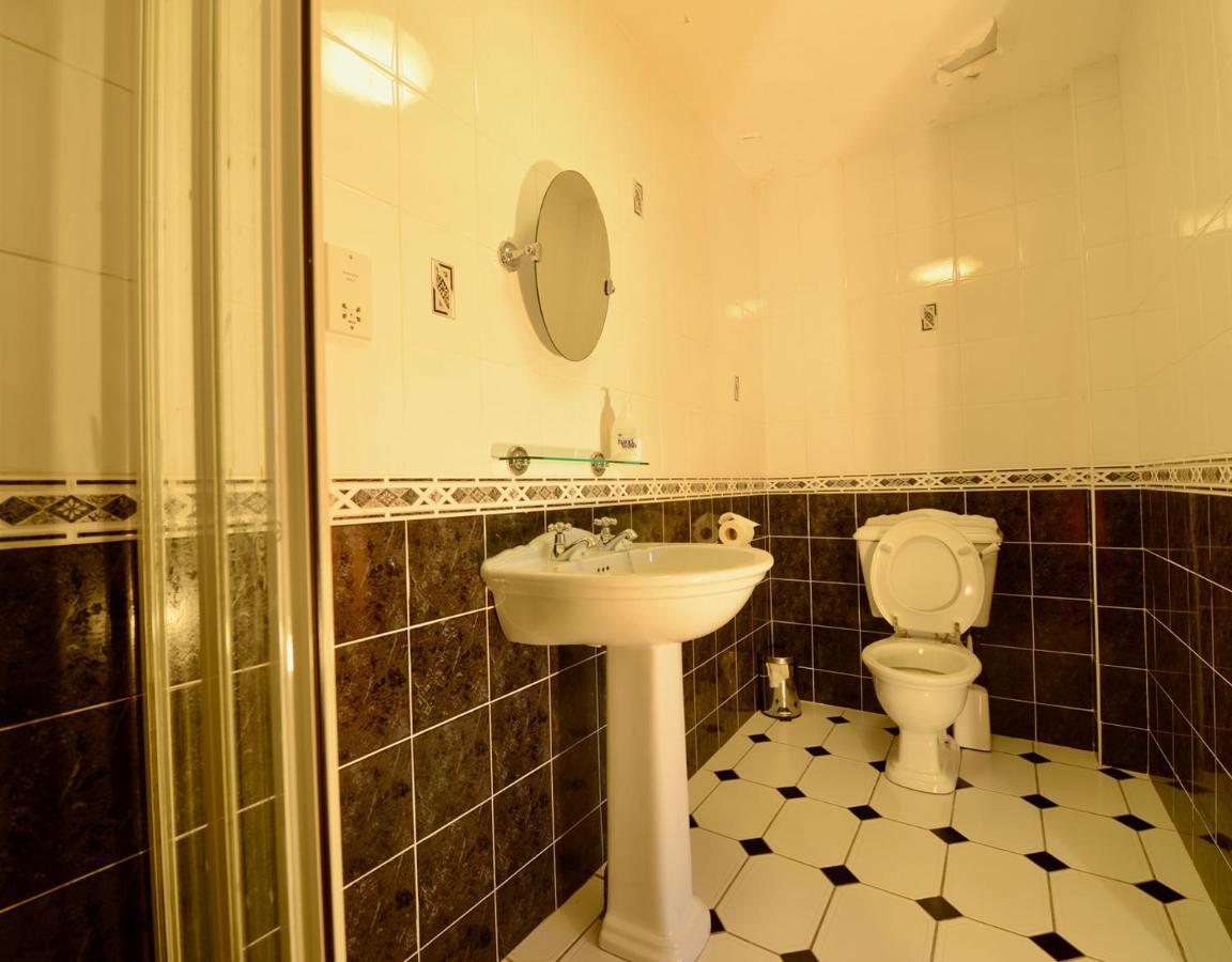 Oakfield B&B Lisburn Buitenkant foto